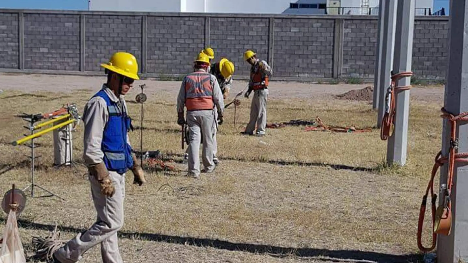 CFE TRABAJADORES EN CAPACITACION